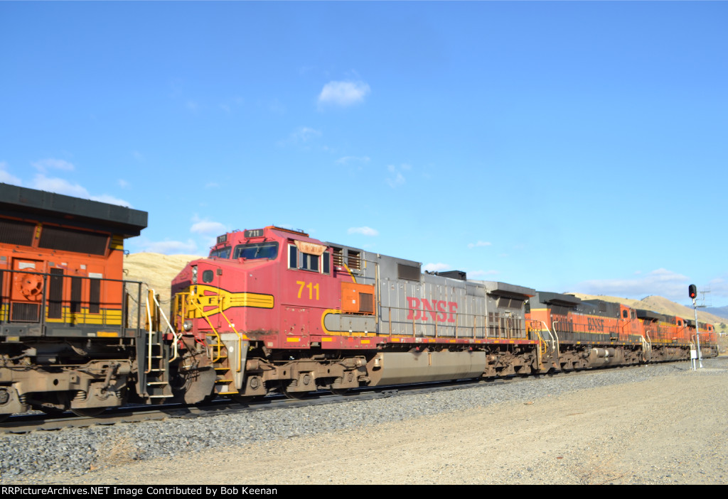 BNSF 711